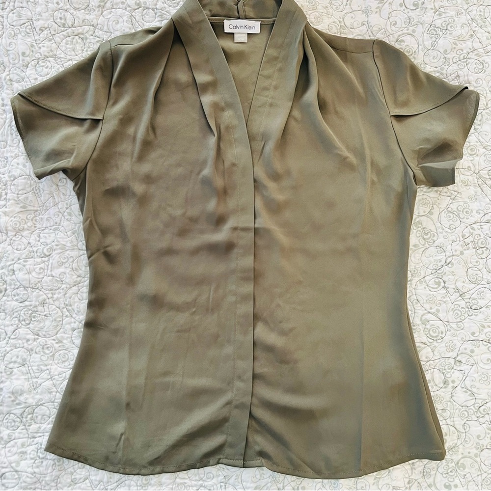 Calvin Klein Women's Khaki Blouse Casual Career Normcore